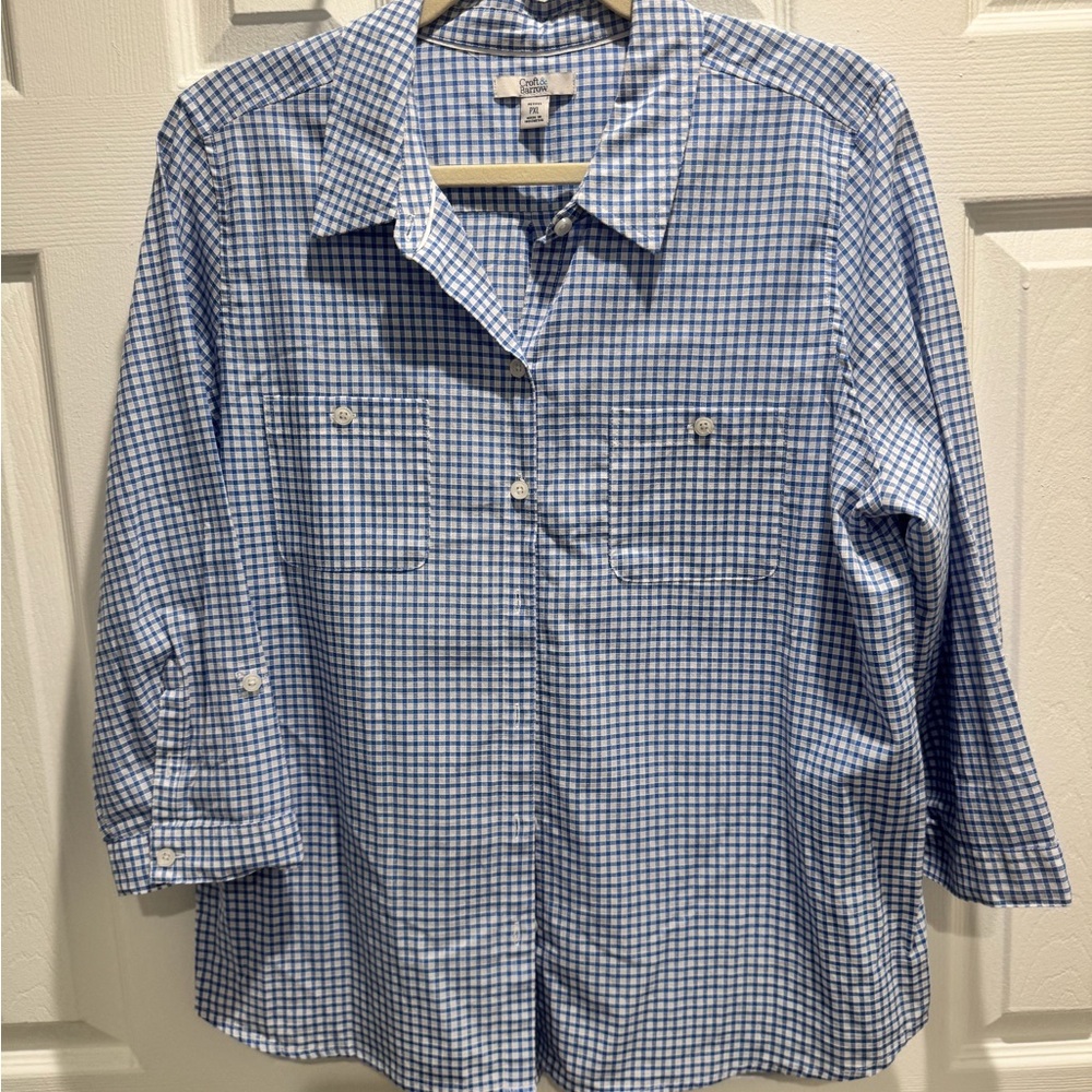 Women’s Croft & Barrow Blue Plaid Casual button down shirt